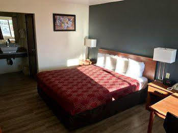 Econo Lodge University Arena Charlottesville Exteriér fotografie